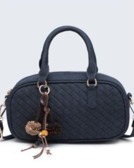 Bolso de mano rectangular con colgante